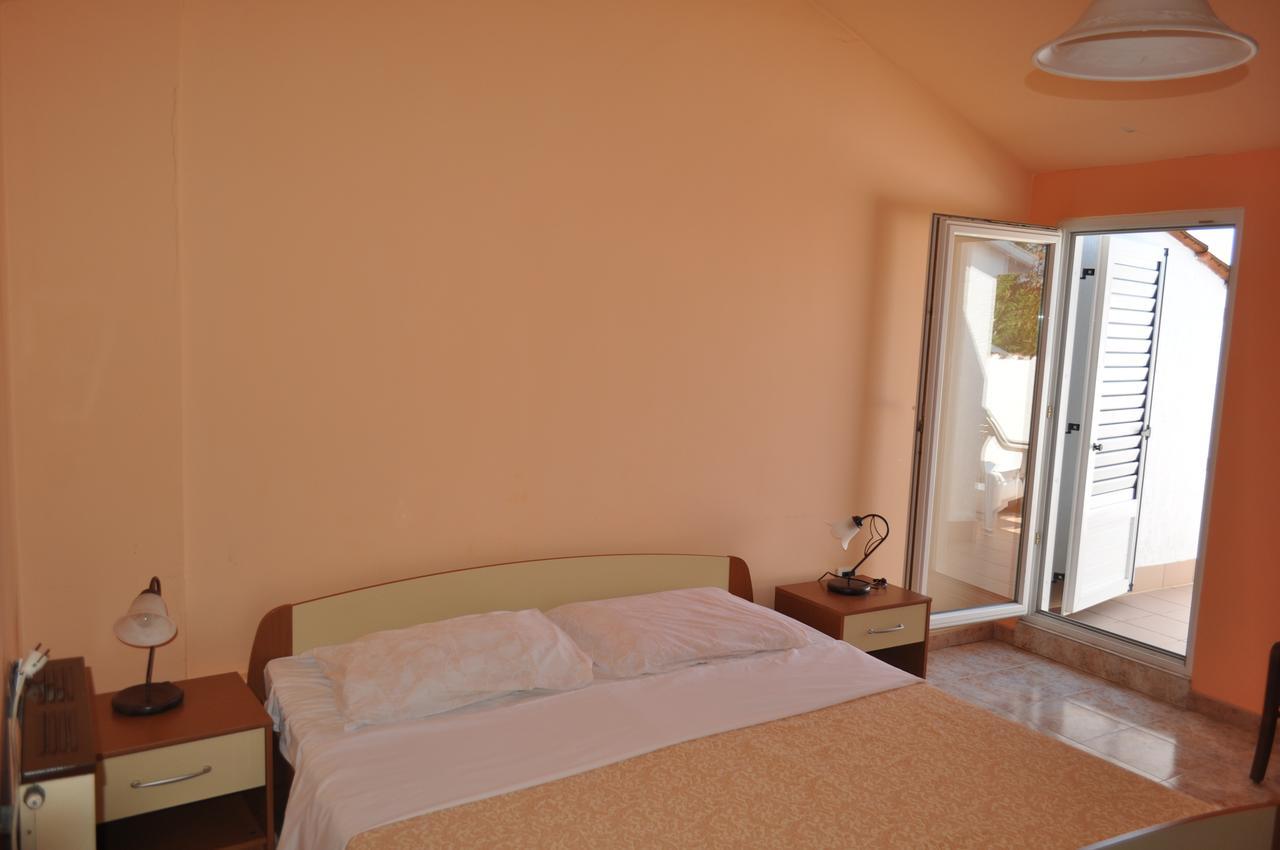 Bed and breakfast Tri Srca &