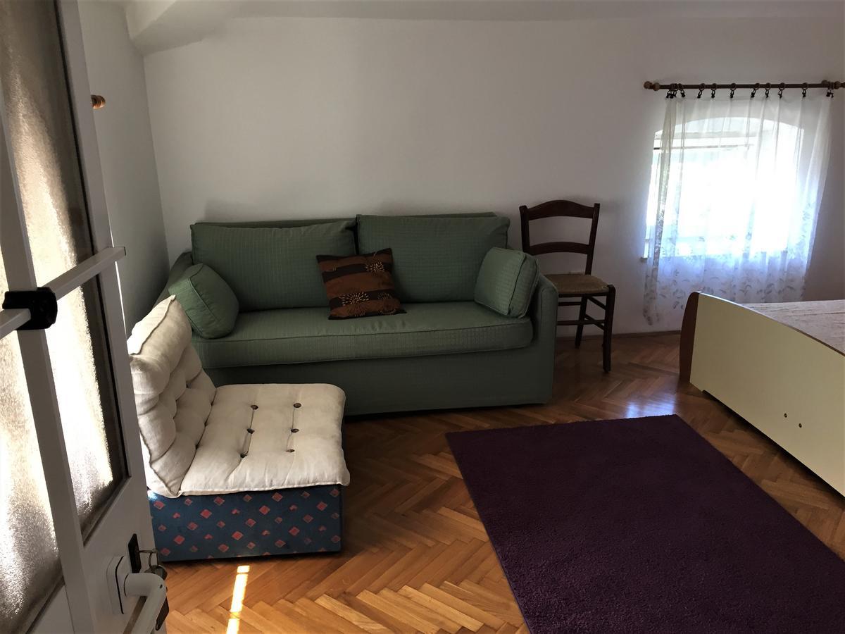 Bed and breakfast Tri Srca &